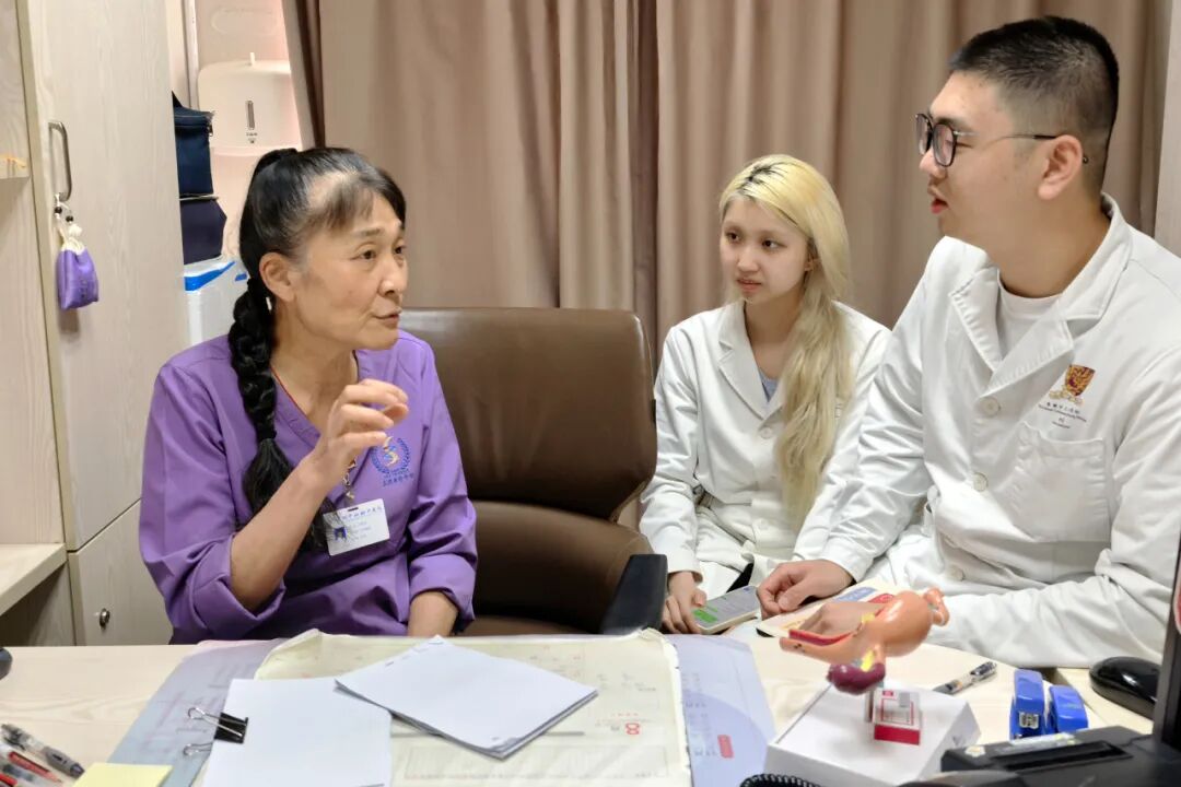 香港中文大学（深圳）81名医学生圆满完成深圳中山妇产医院临床实习